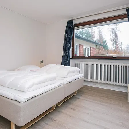 4 Star In Holiday home *