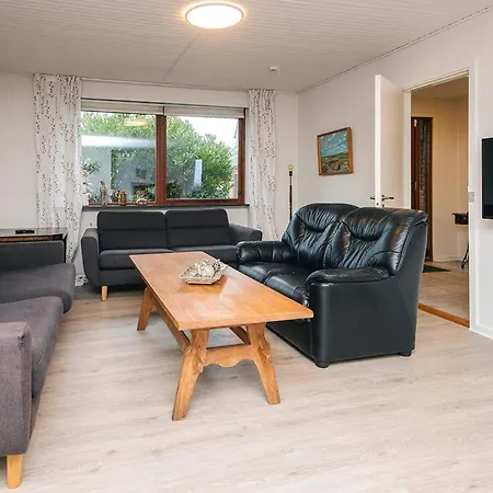 Holiday home 4 Star In Allingabro