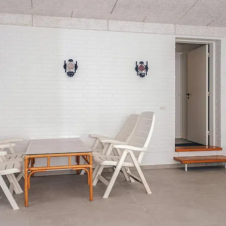 Holiday home 4 Star In Allingabro